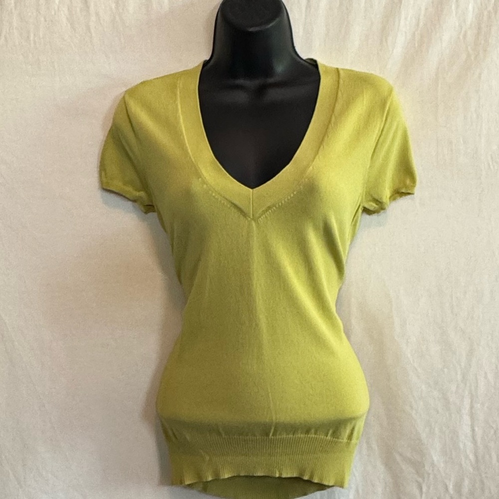 G-7 New York & Company Green V-neck Short Sleeve Pullover Sweater Size X-S